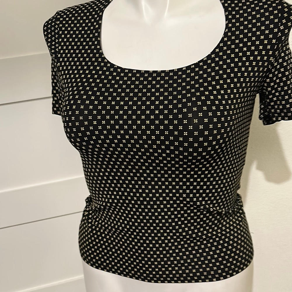 Fitted Short Sleeve Top Size M